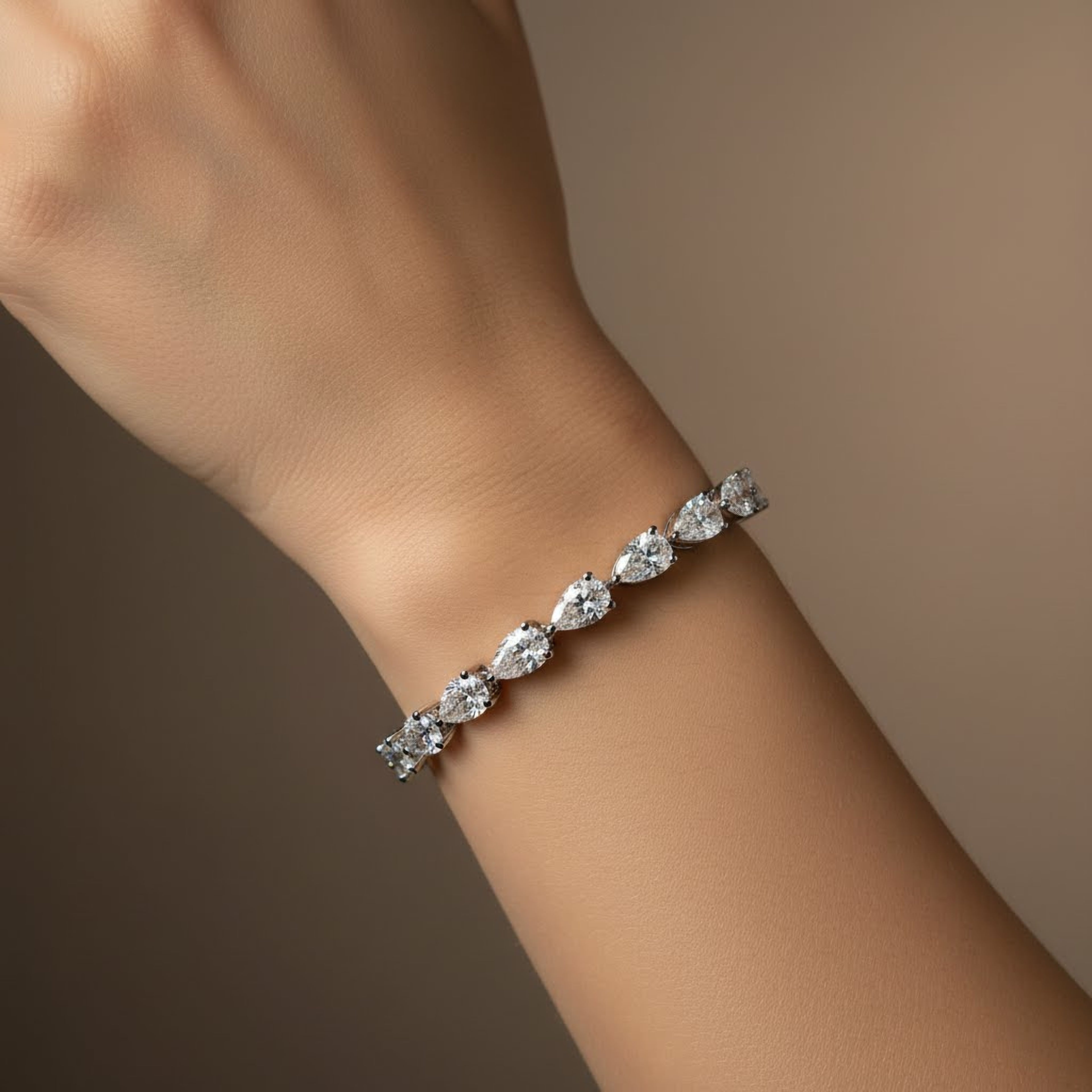 30pts Pear Tennis Bracelet
