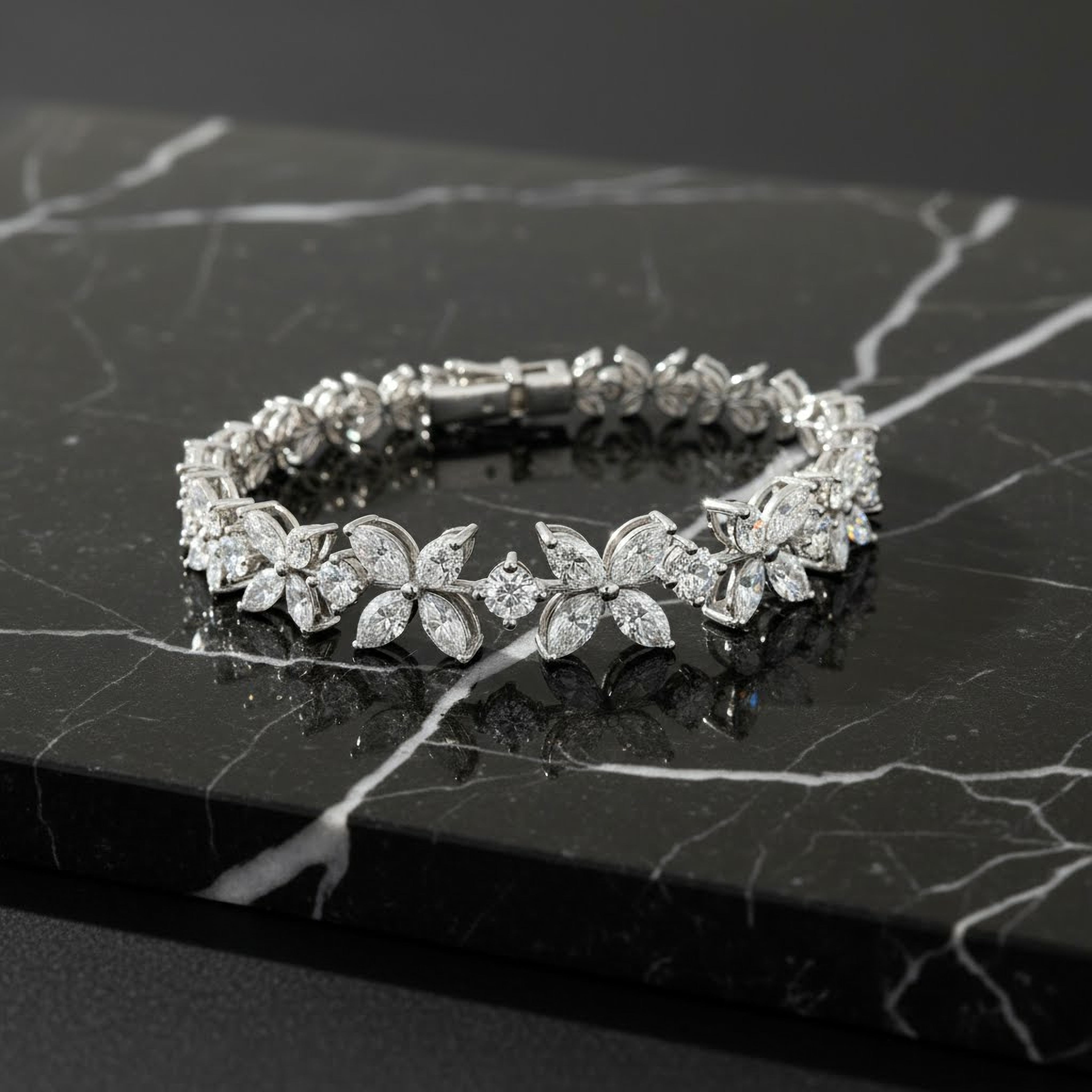 Flower x Pear Bracelet