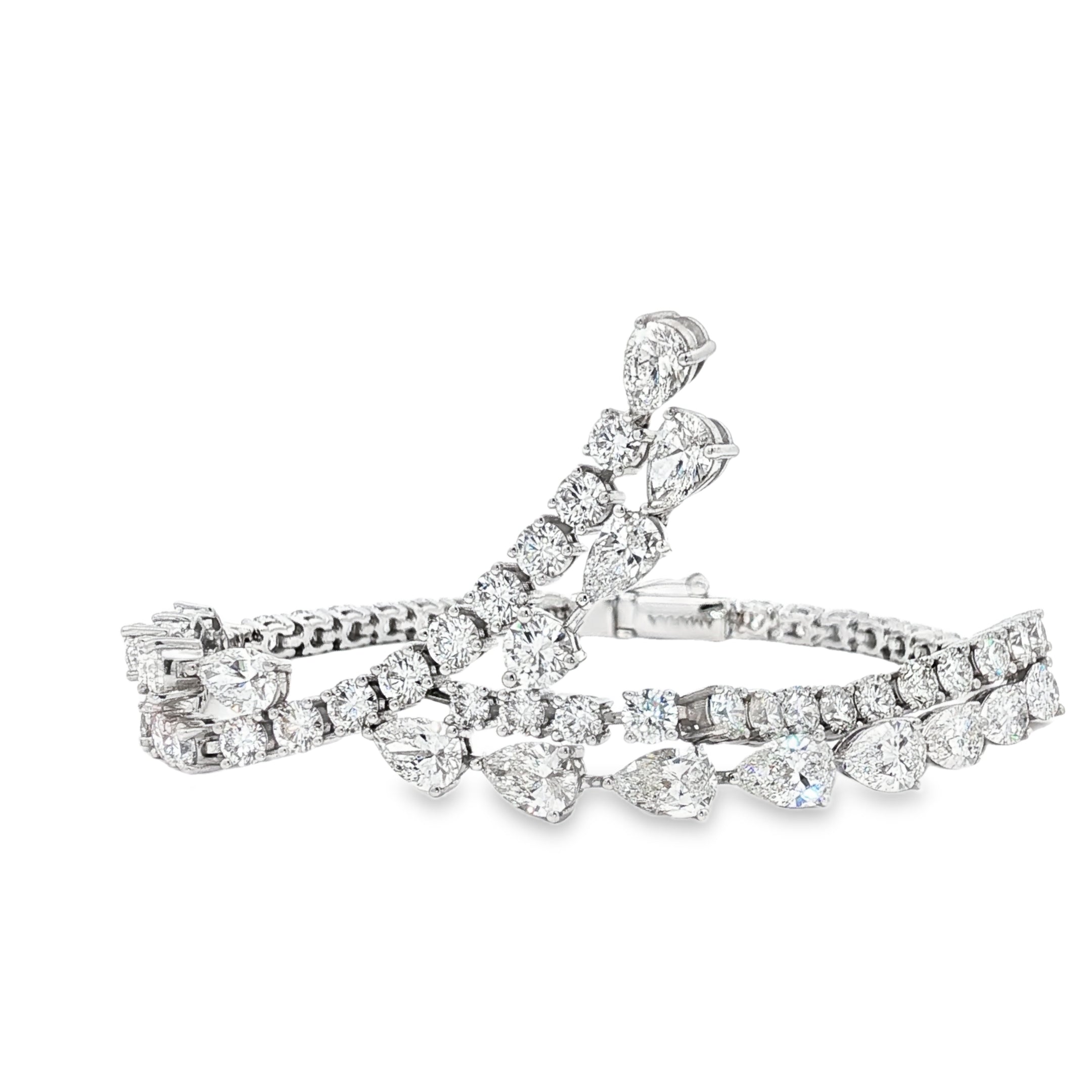 One Side Hanging Pear Bracelet