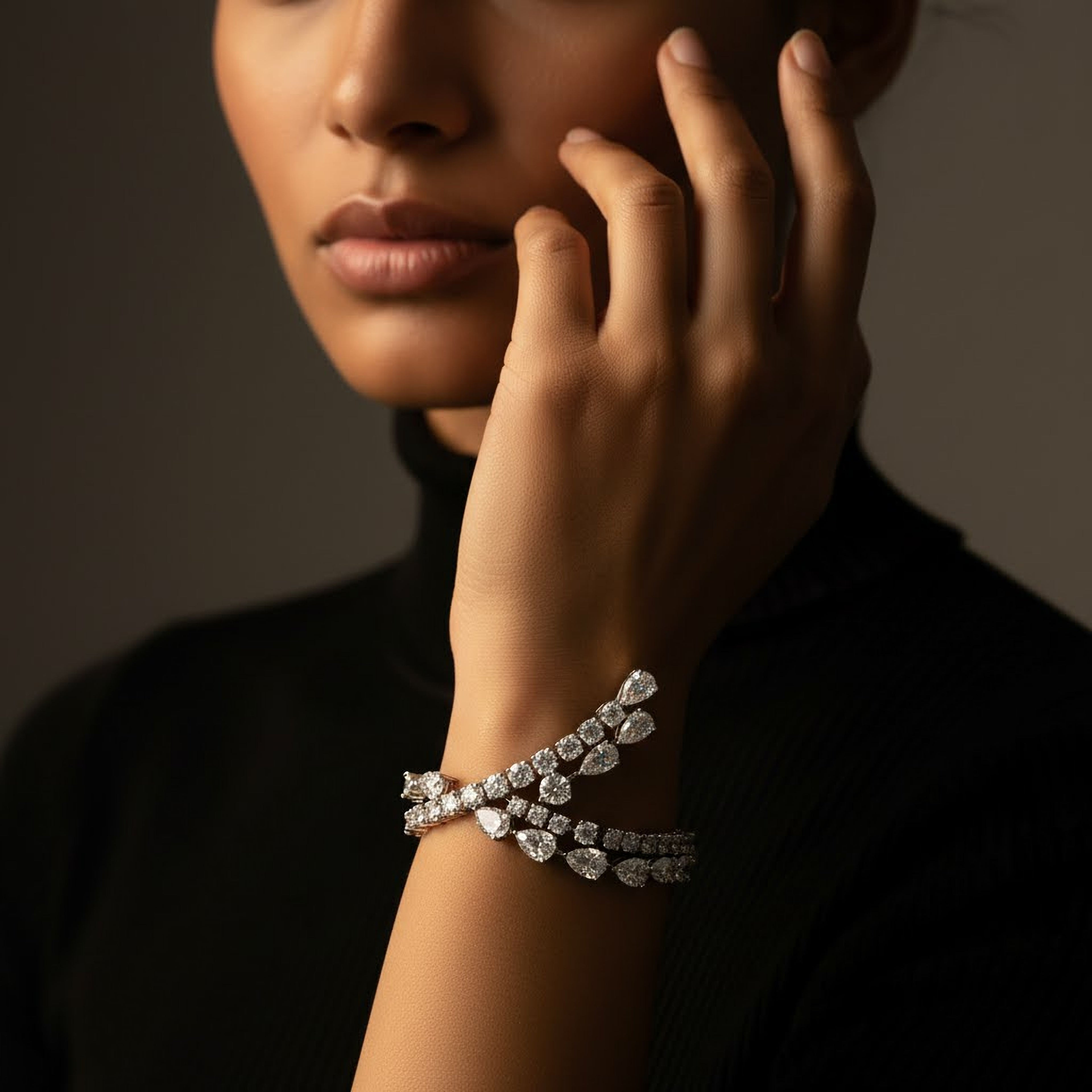 One Side Hanging Pear Bracelet