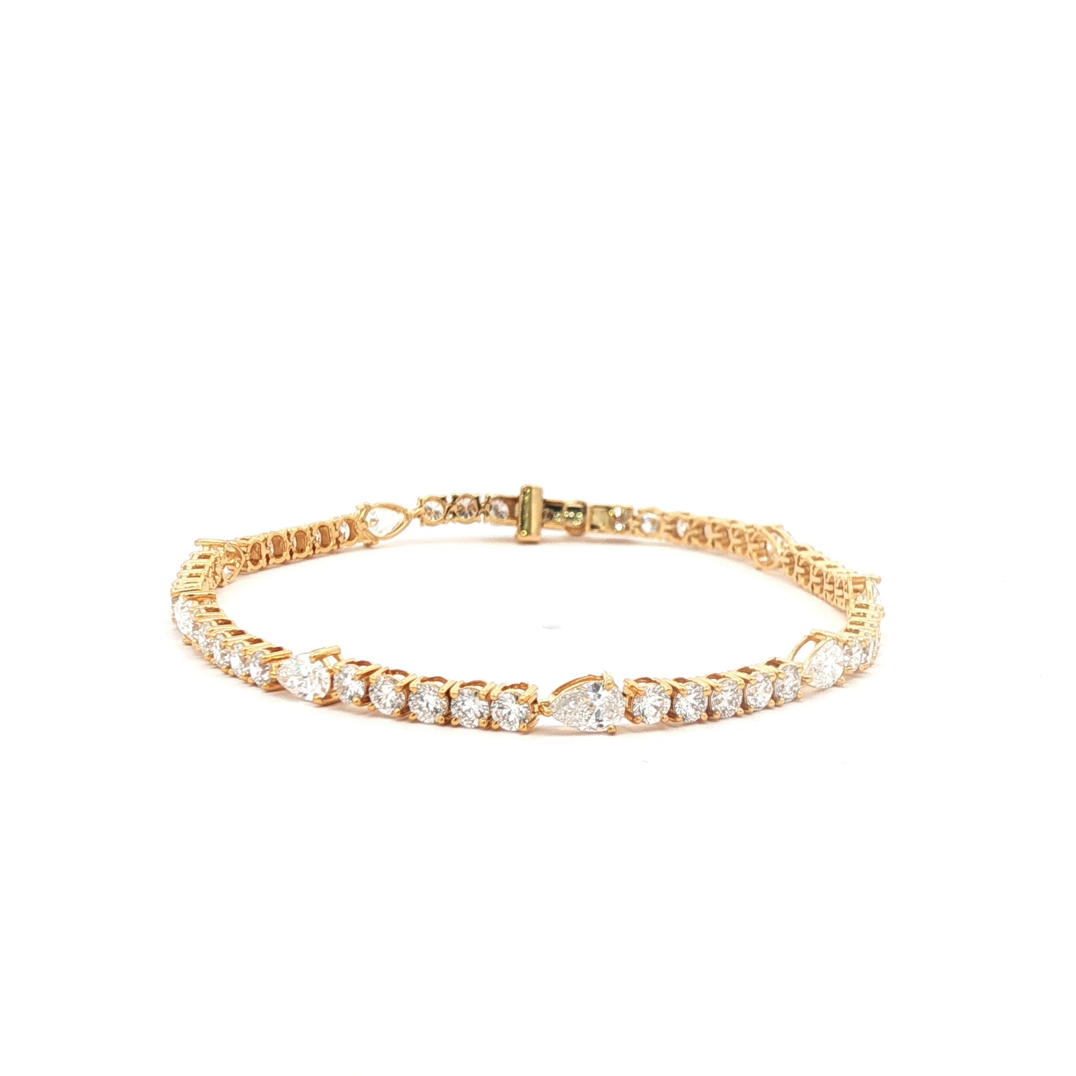 Pear x Round Tennis Bracelet