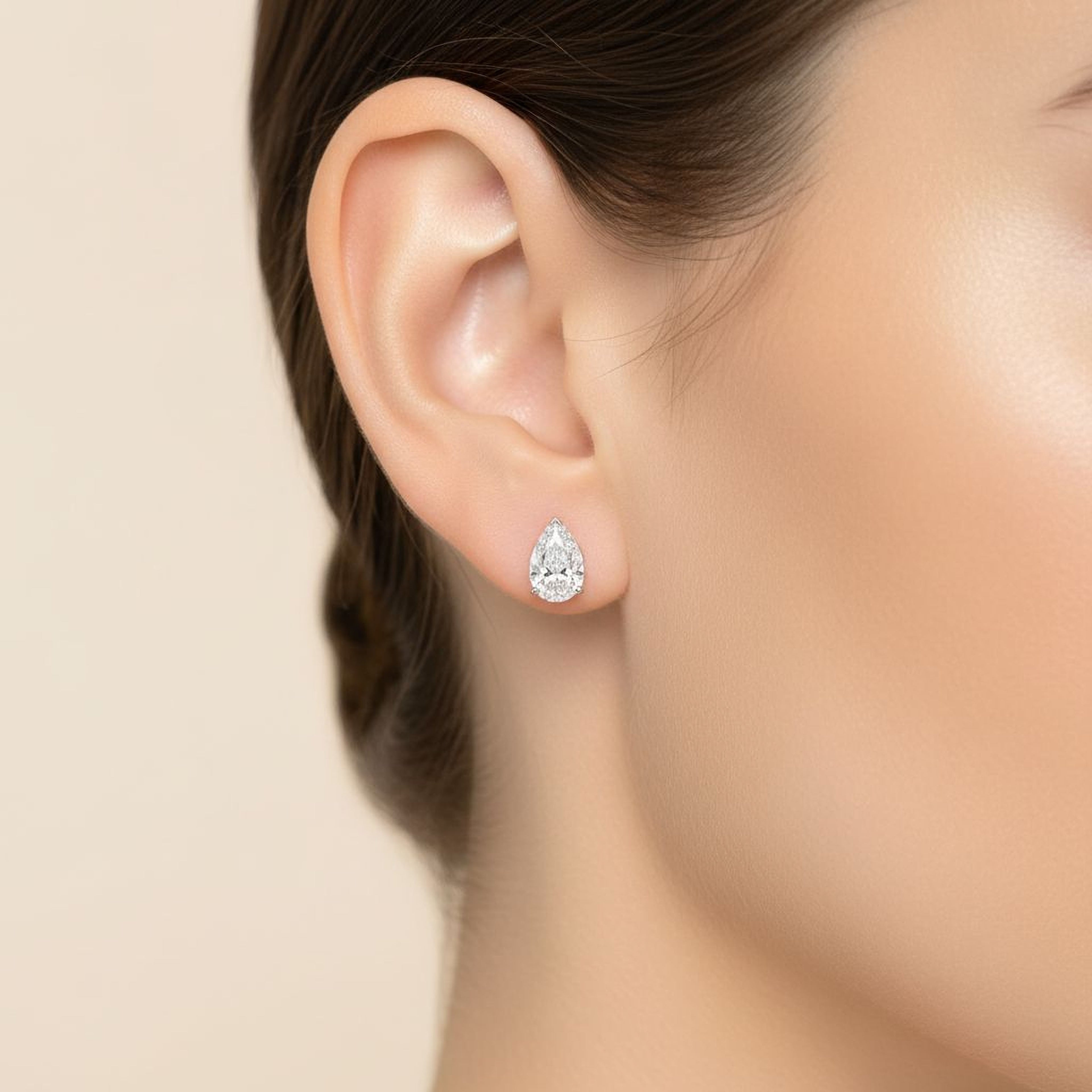 2ct Pear Studs