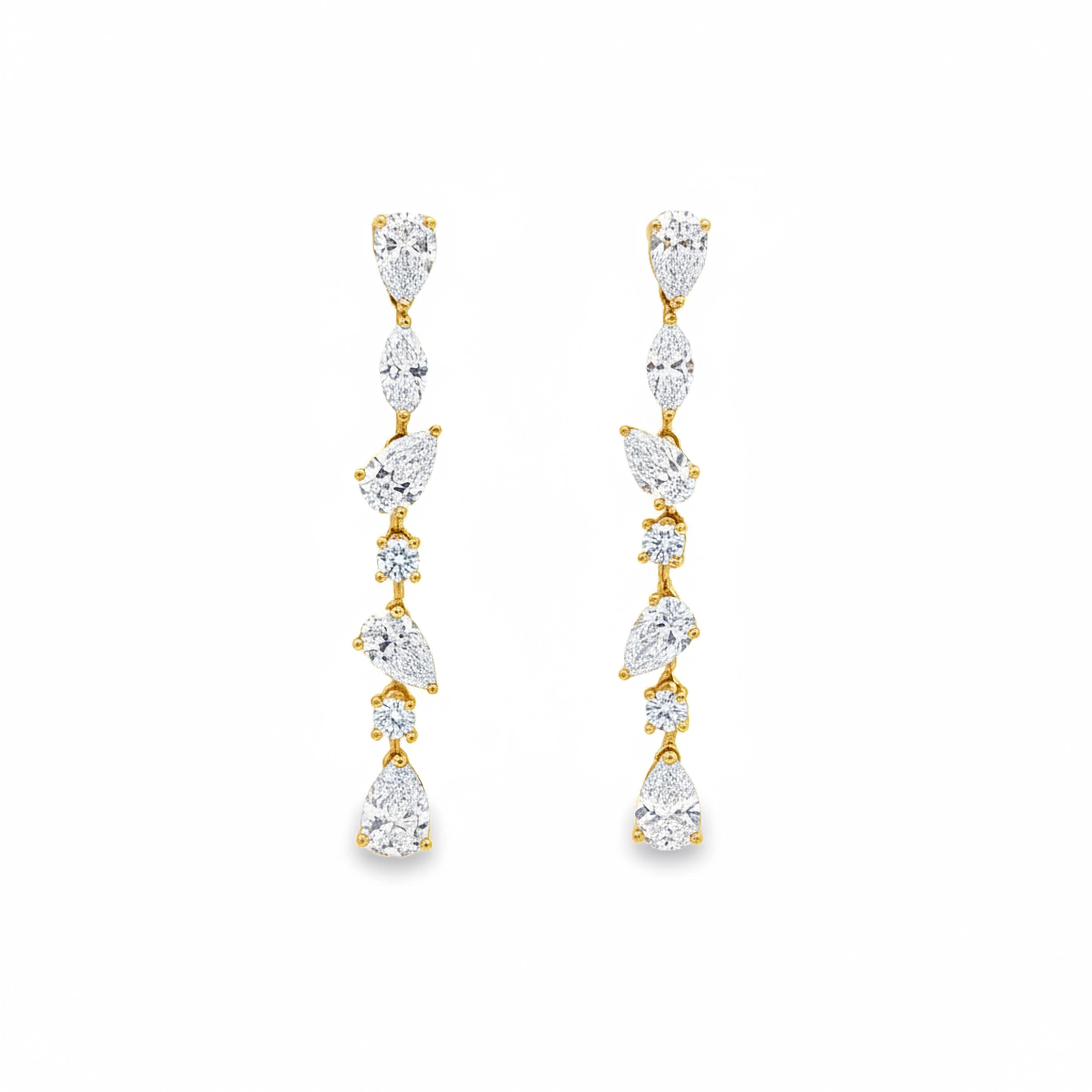 Round x Pear Dangling Earrings