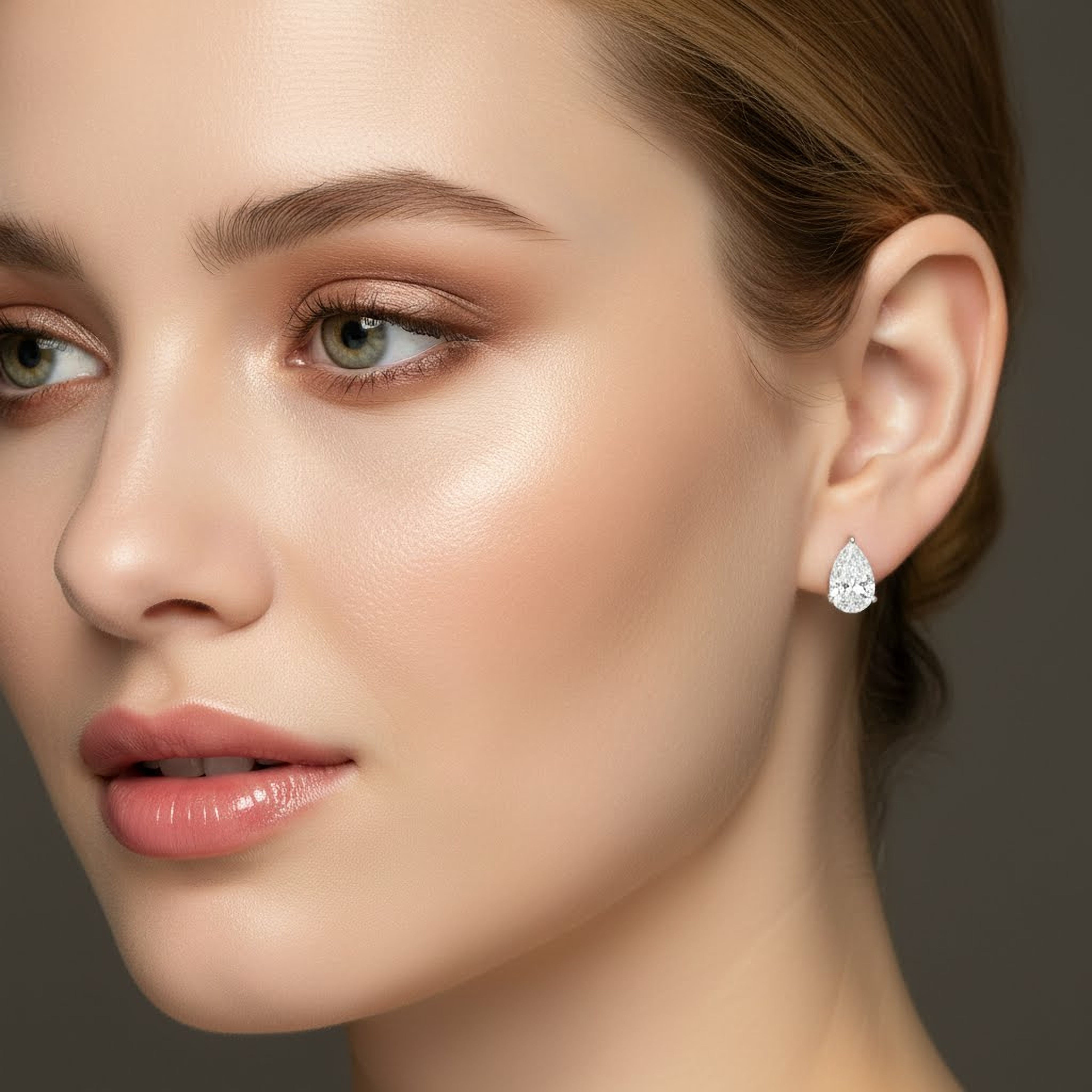2ct Pear Studs
