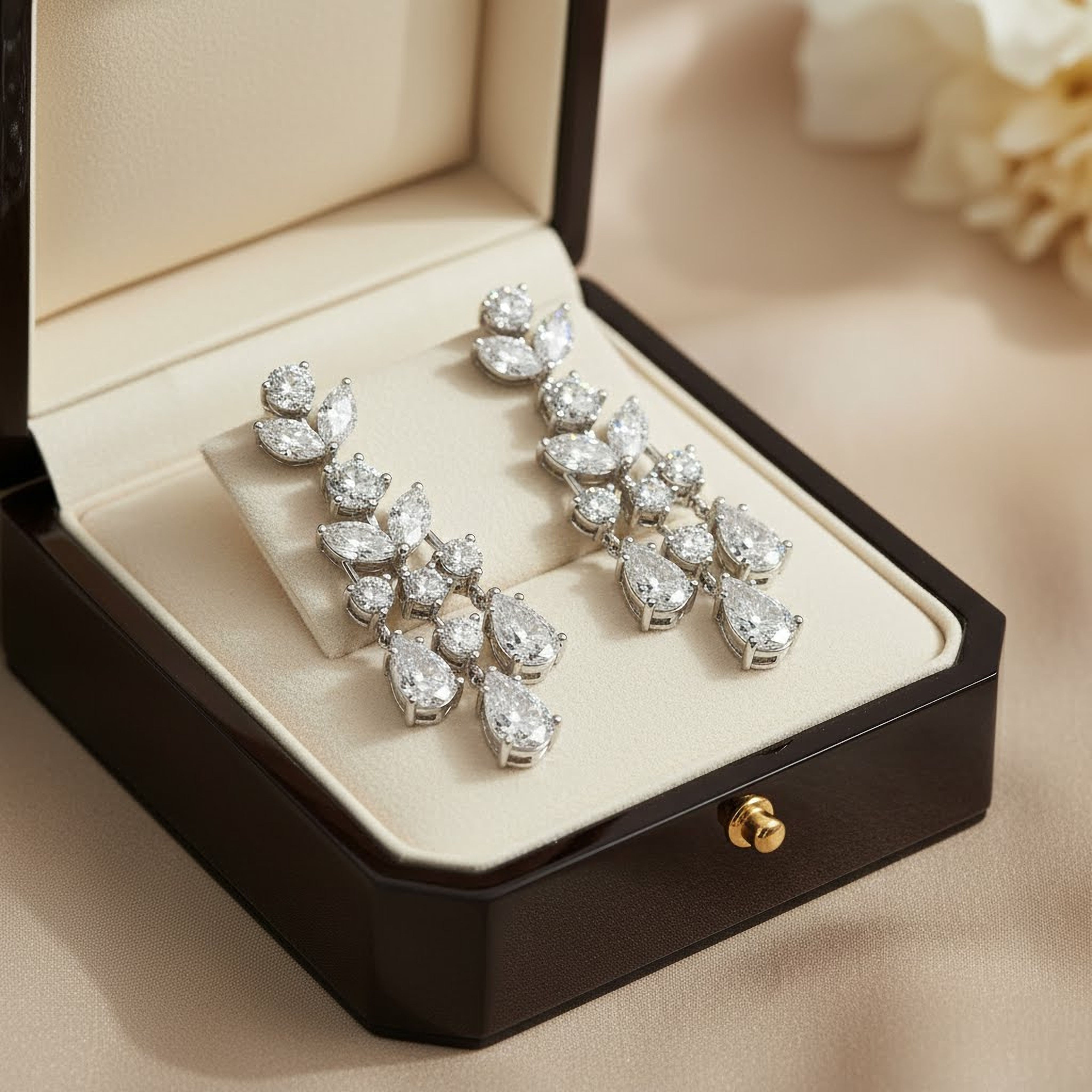 Amna Earrings