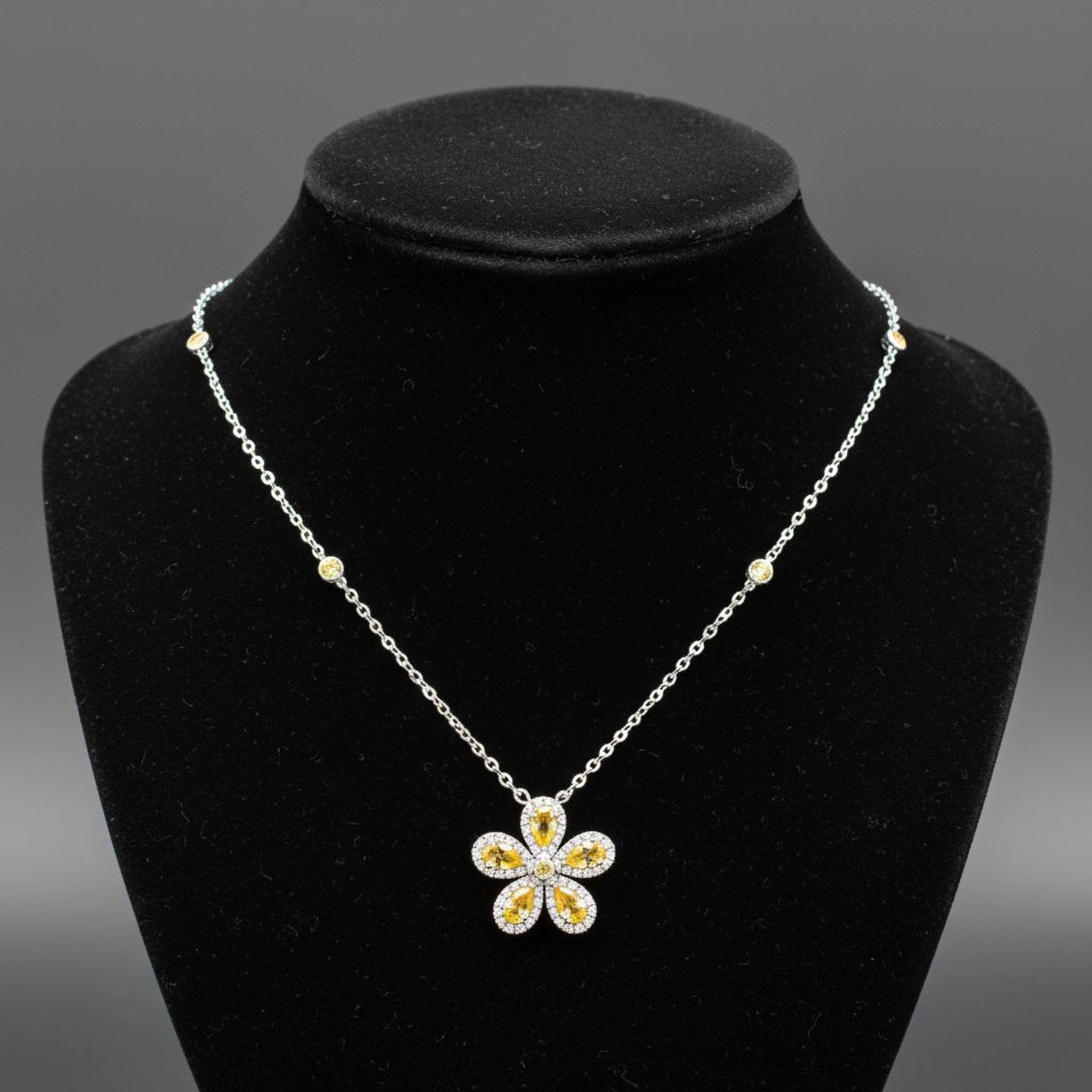 Mini Flower Necklace (Yellow)