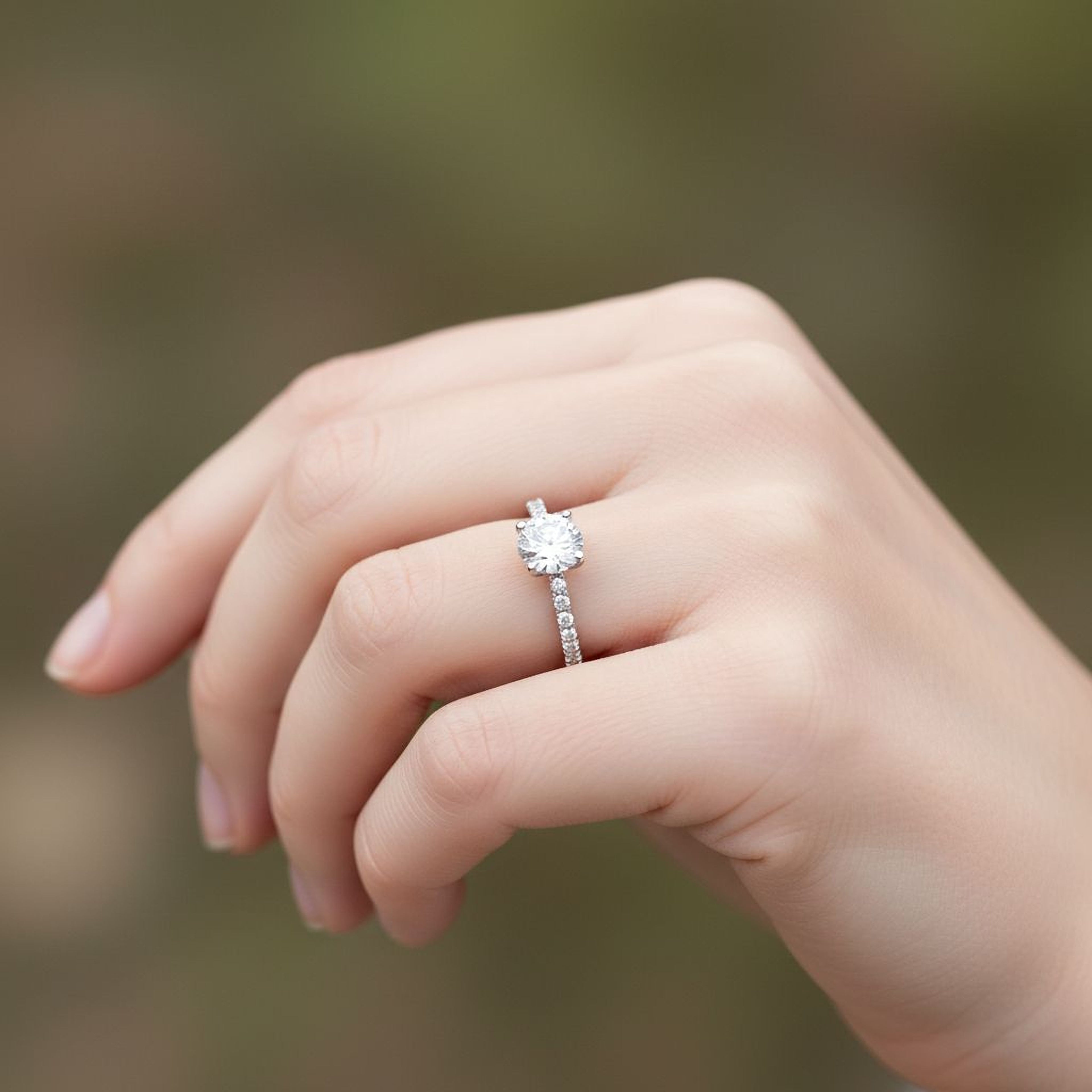 1ct Round Simple Engagement Ring