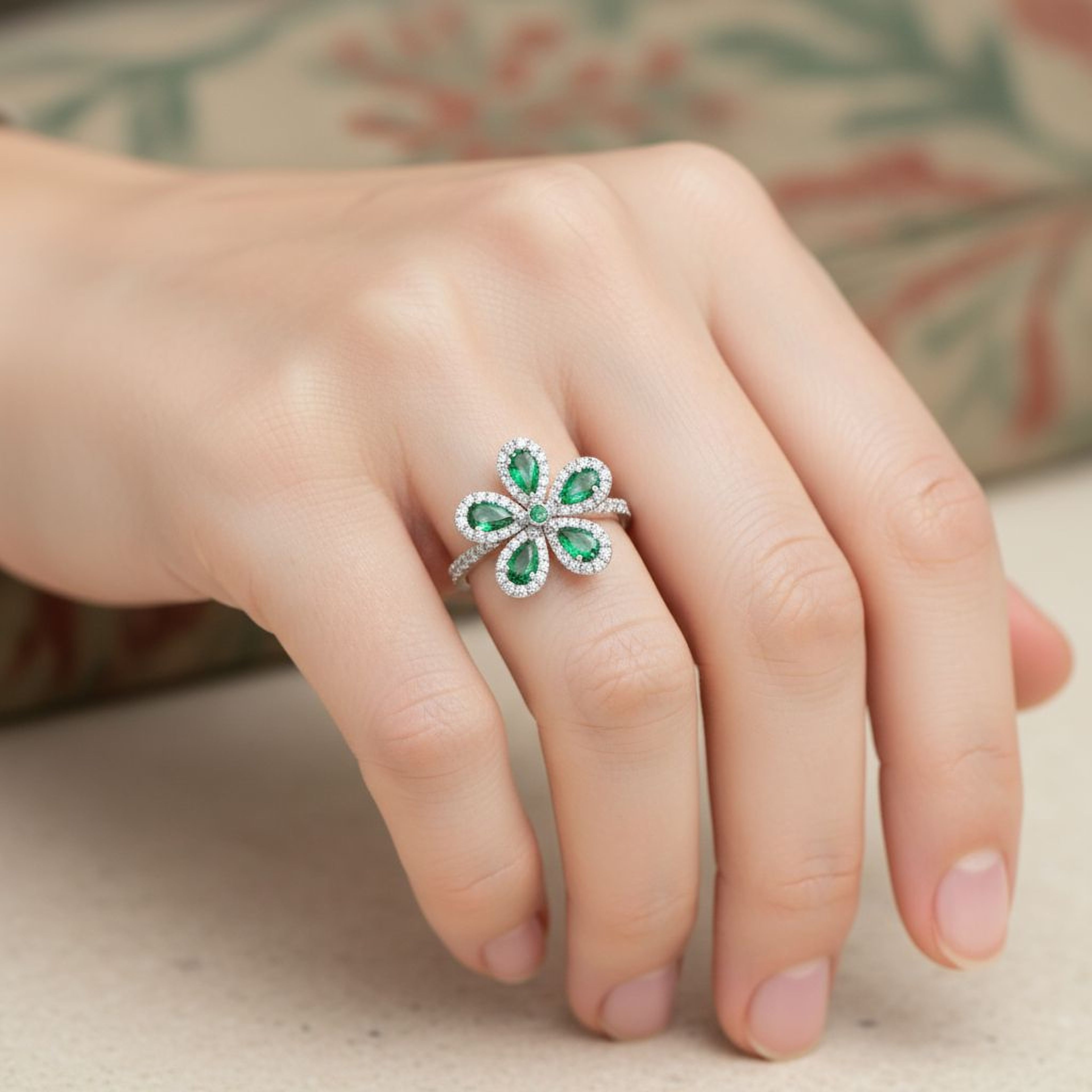 Flower Ring (Green)