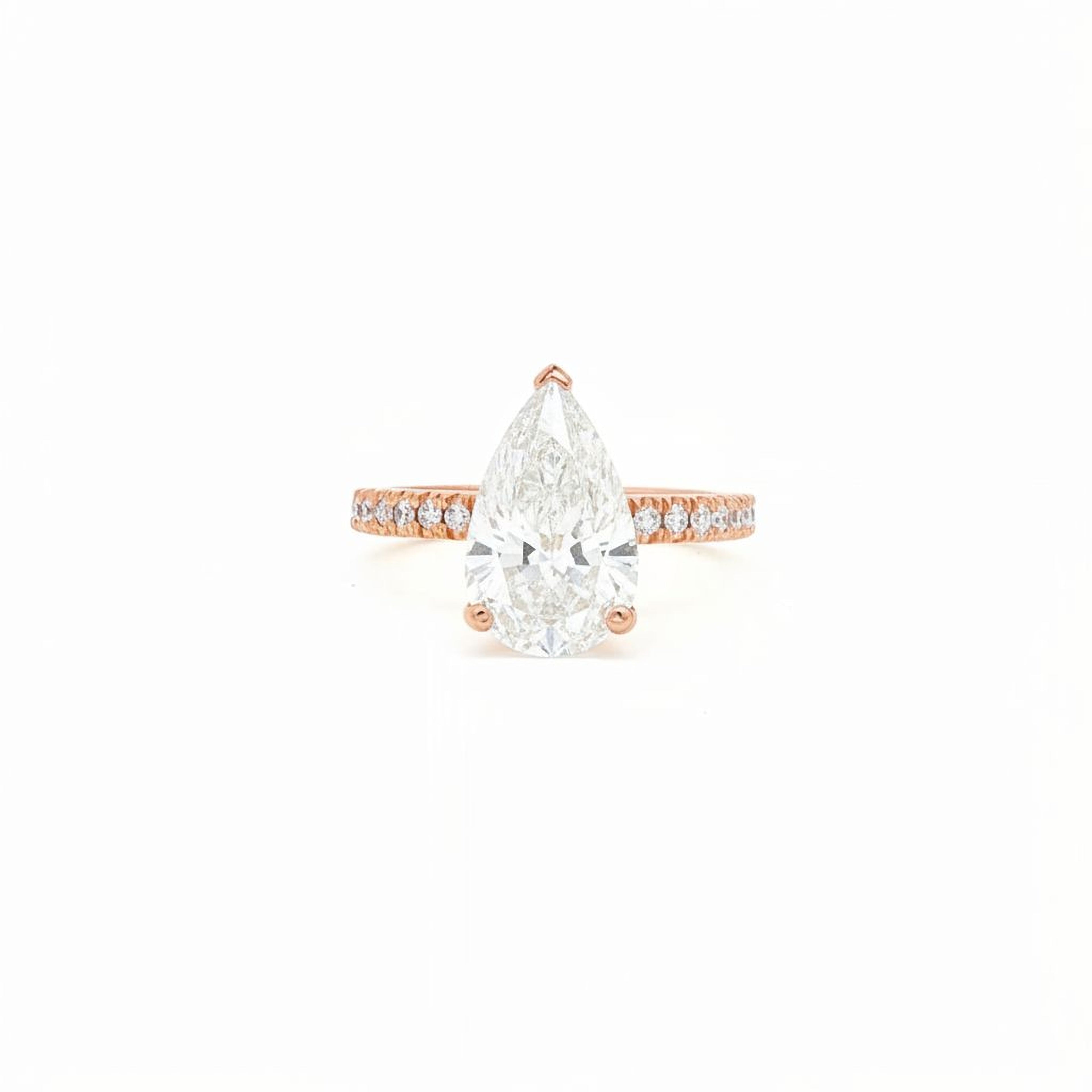 2.5ct Pear Engagement Ring with Band