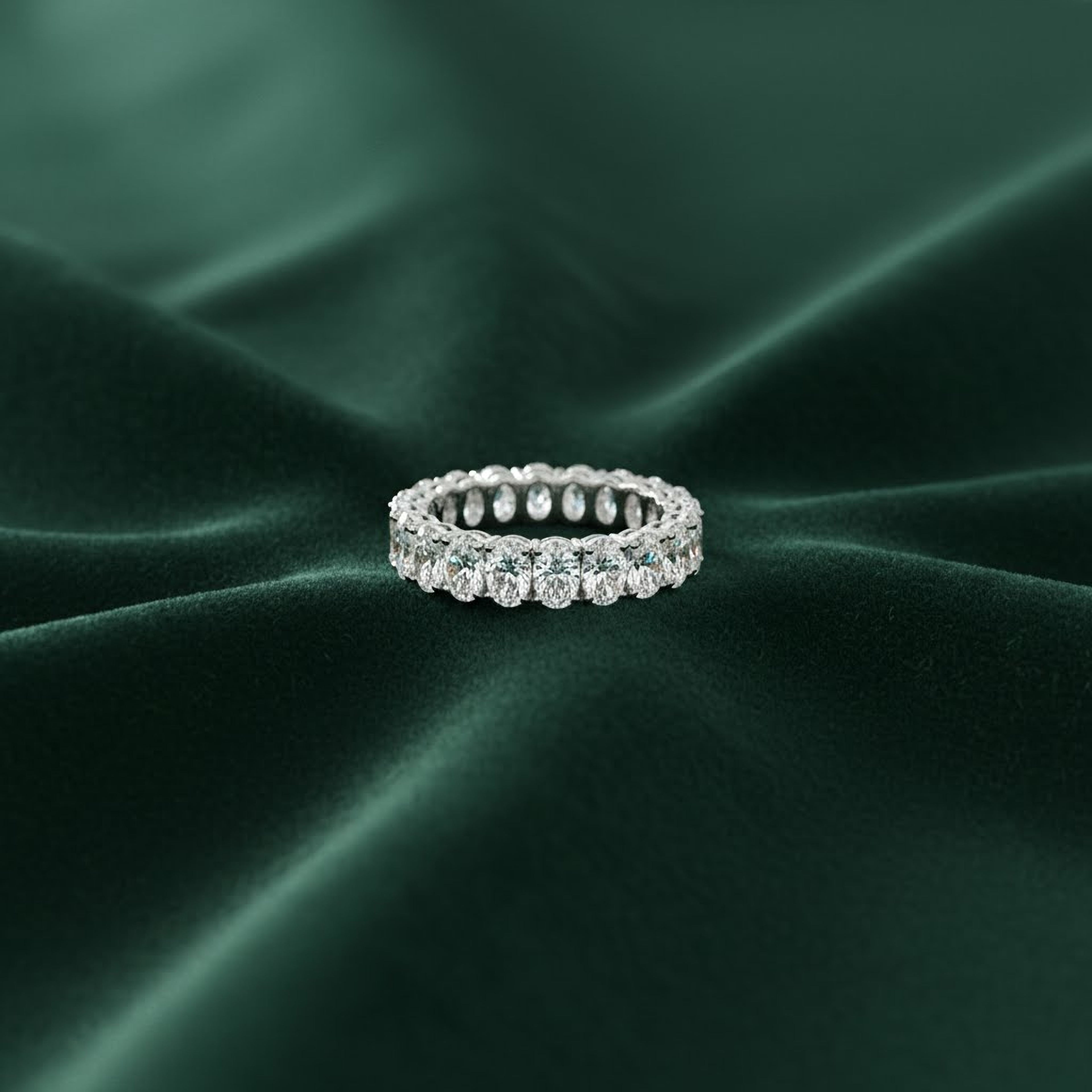 20pts Oval  Wedding Band
