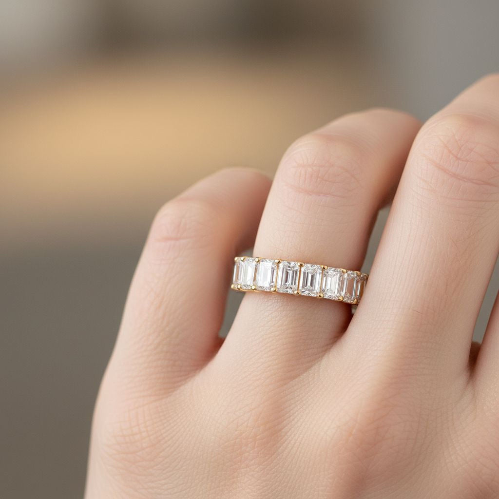 30pt Emerald  Wedding Band
