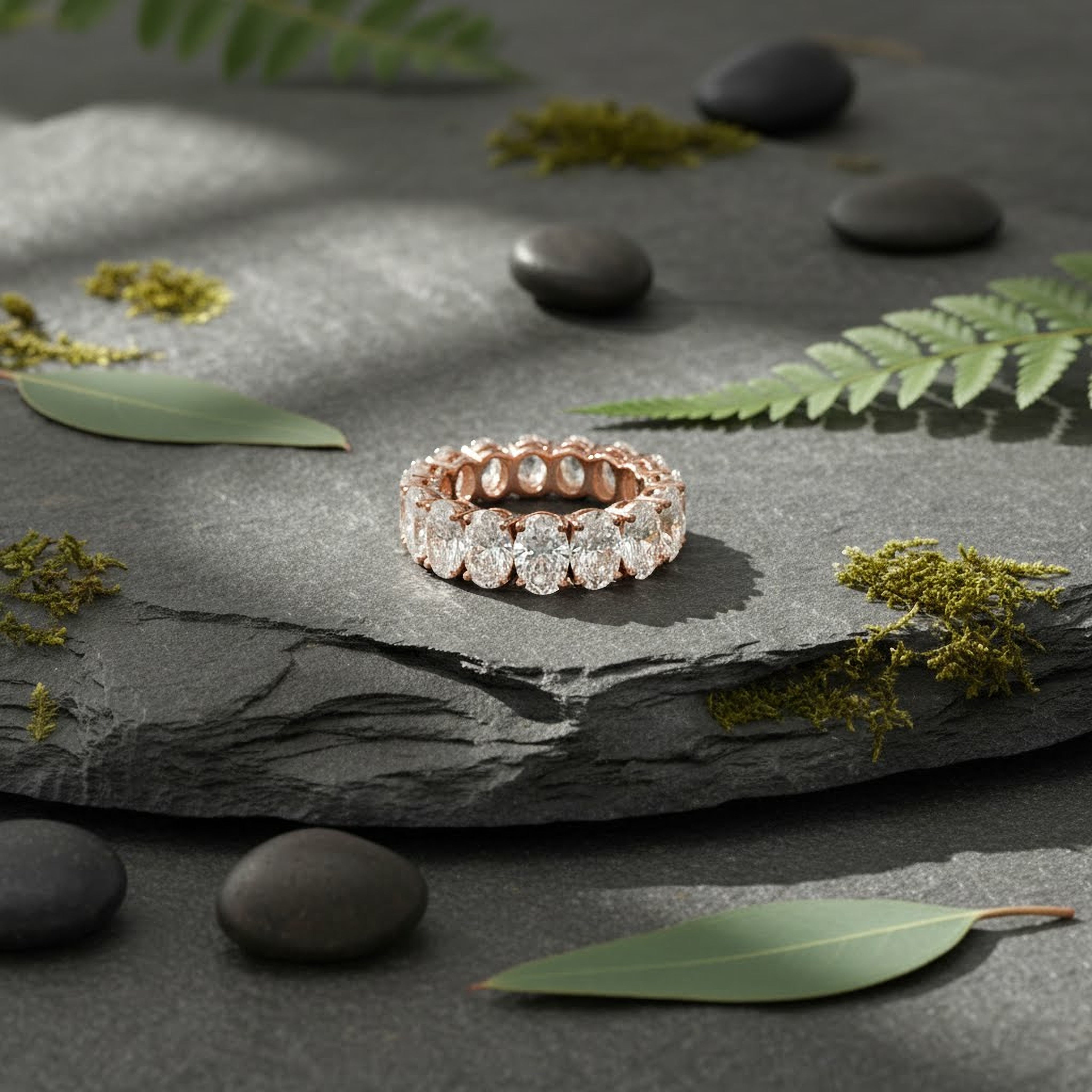 40pts Oval  Wedding Band