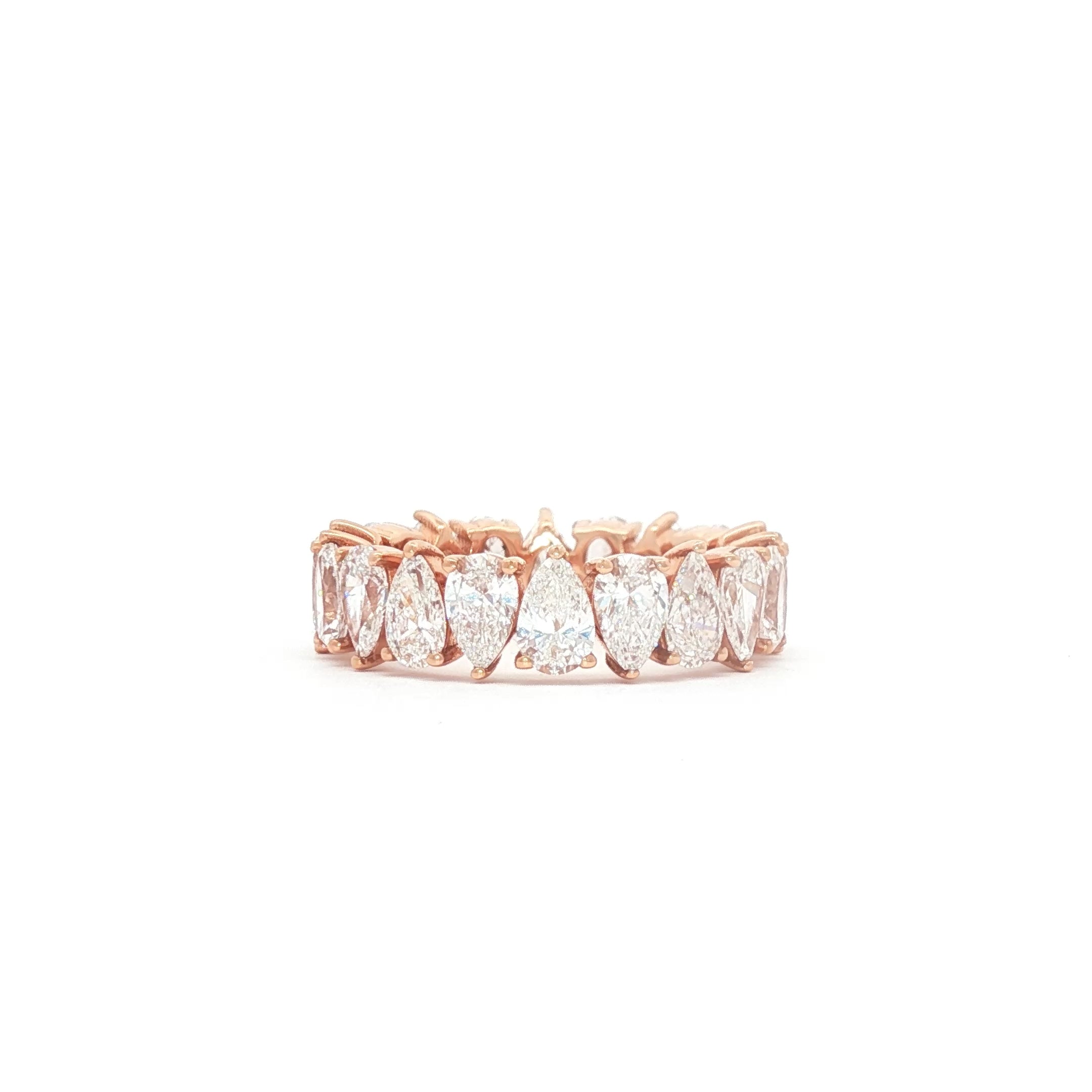 30pts Pear Up and Down Wedding Band