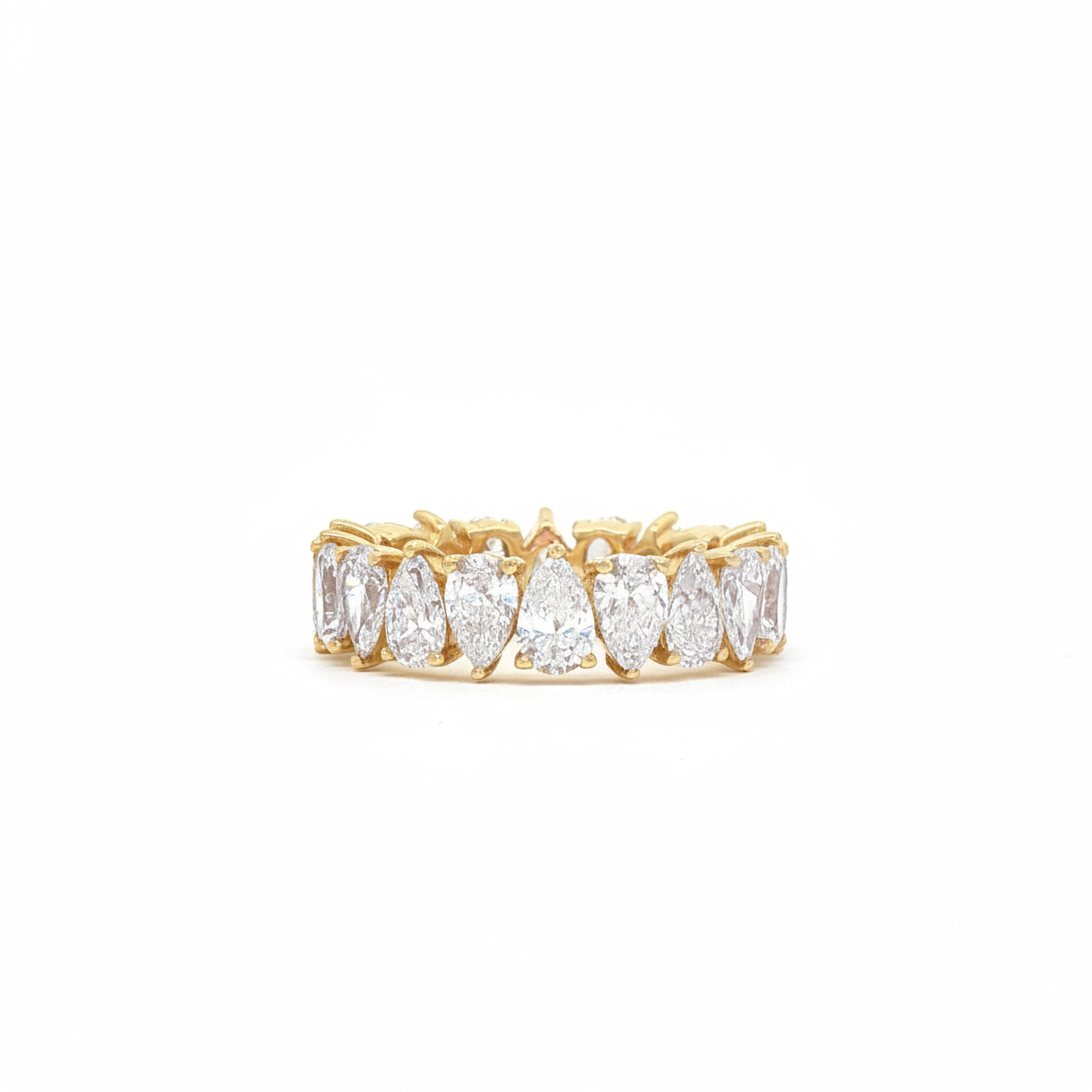 30pts Pear Up and Down Wedding Band