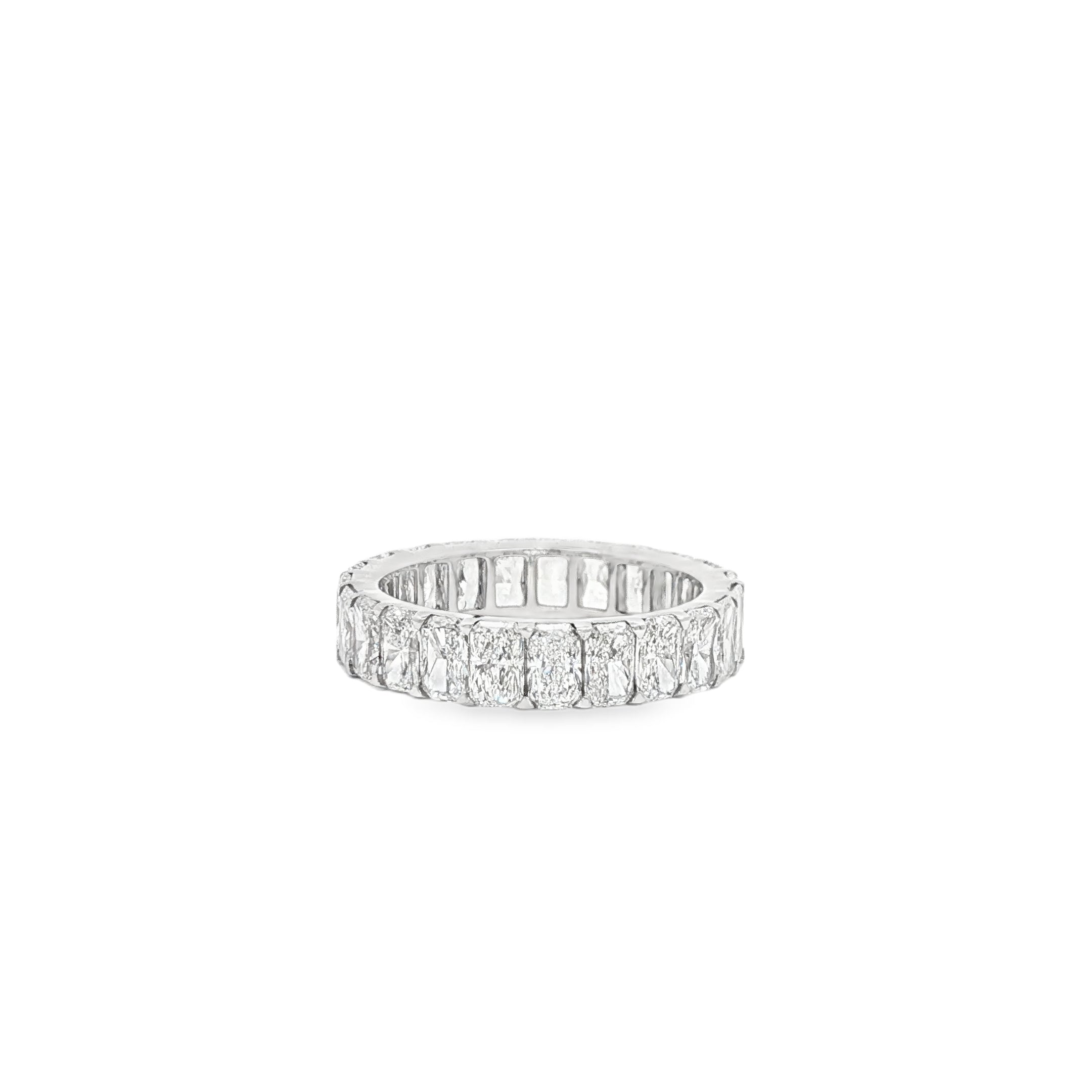 Radiant Wedding Band (20pts)