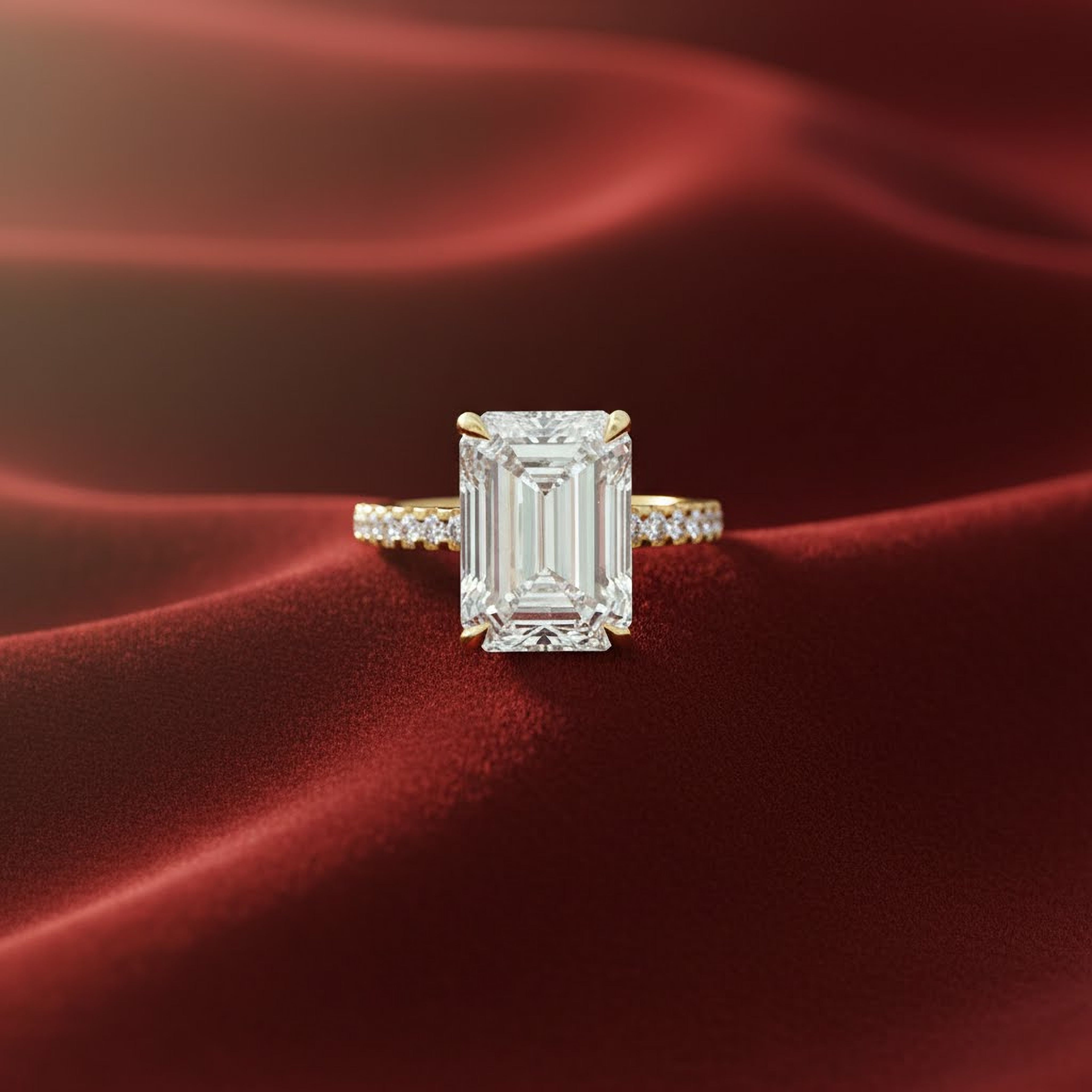 5ct Emerald  Engagement Ring
