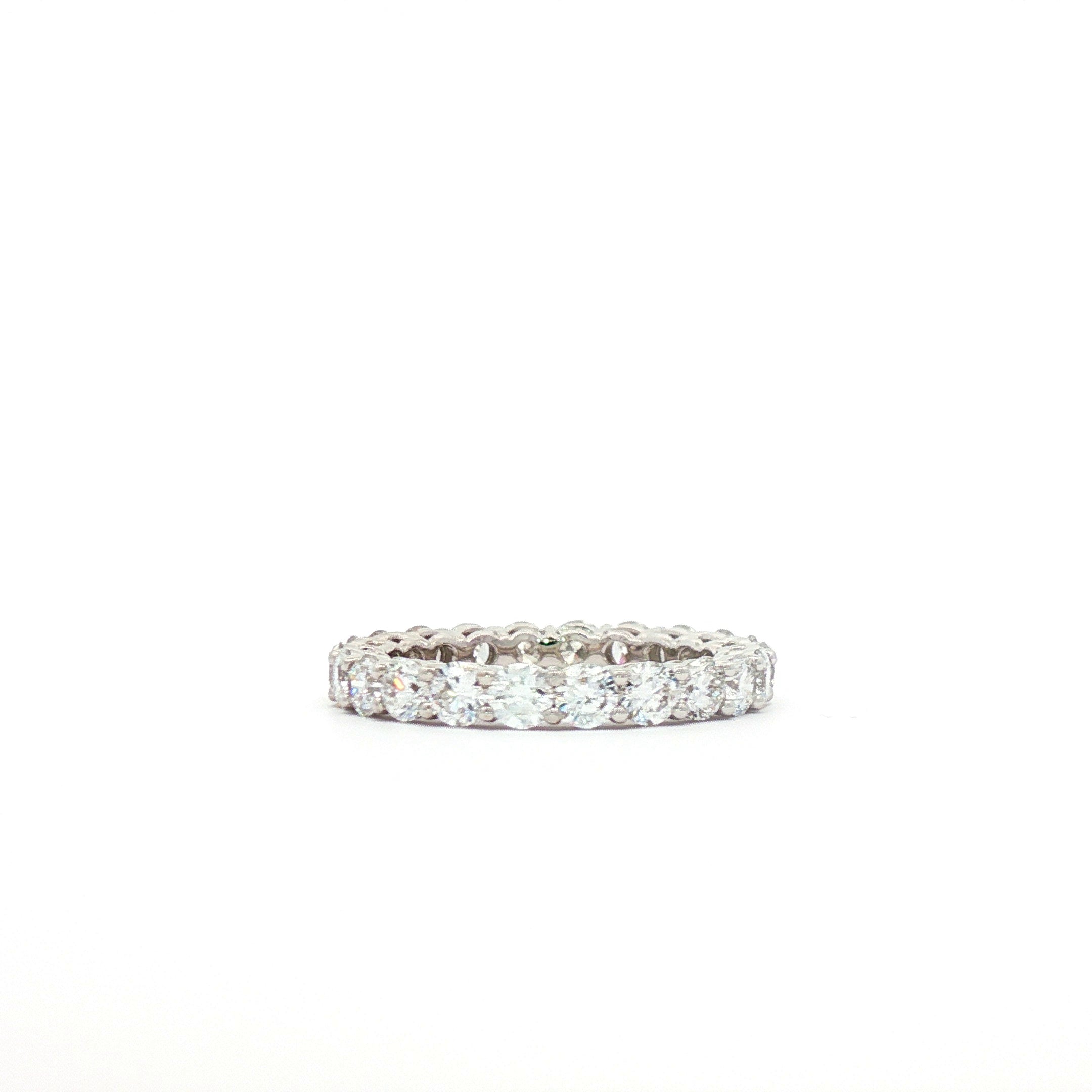 12pts Round Eternity Band