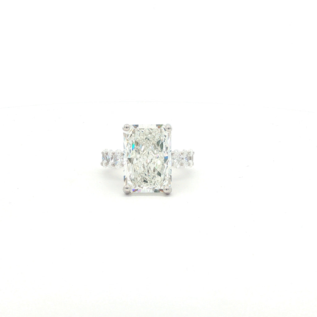 10ct Emerald Ring