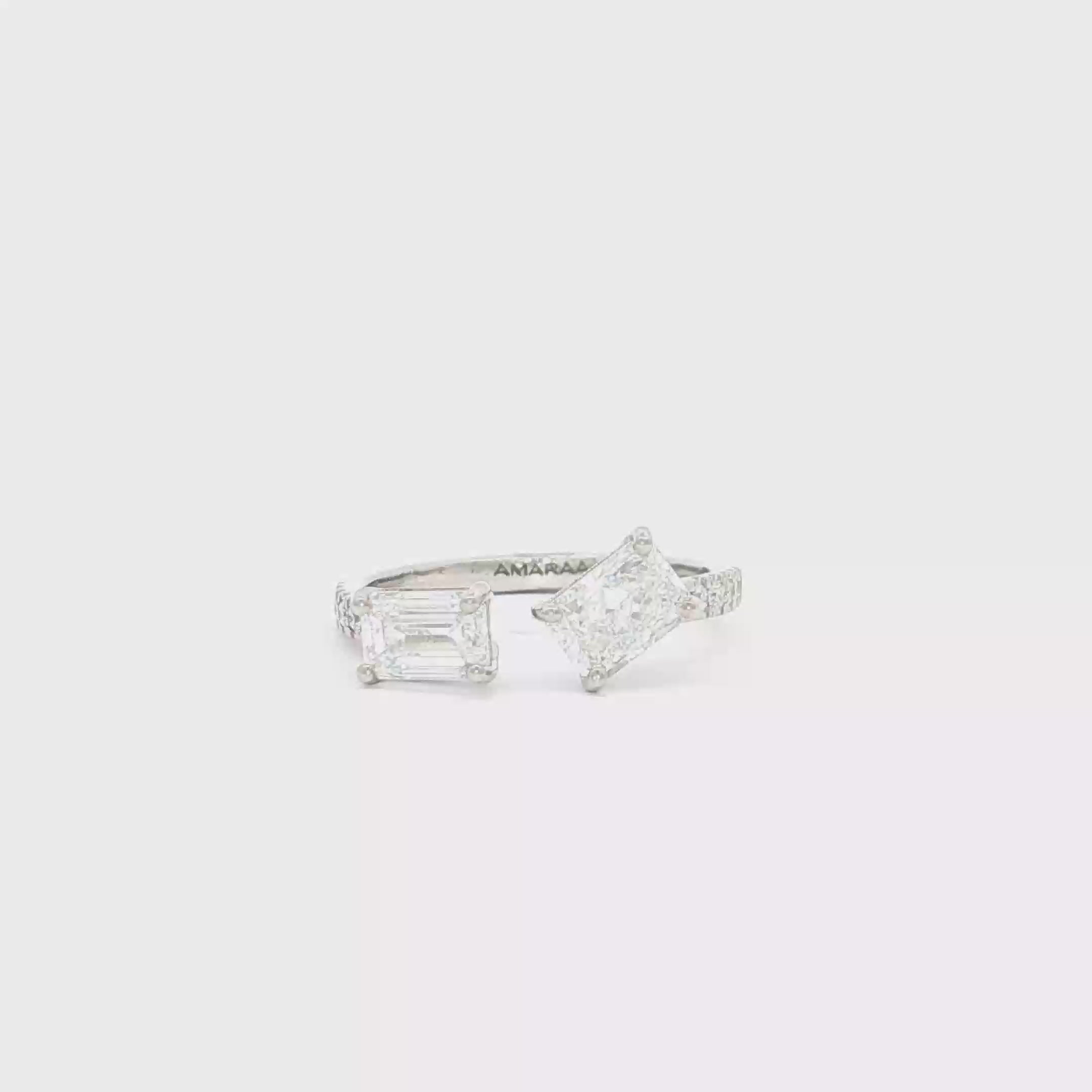 Emerald x Radiant Toi et Moi Ring