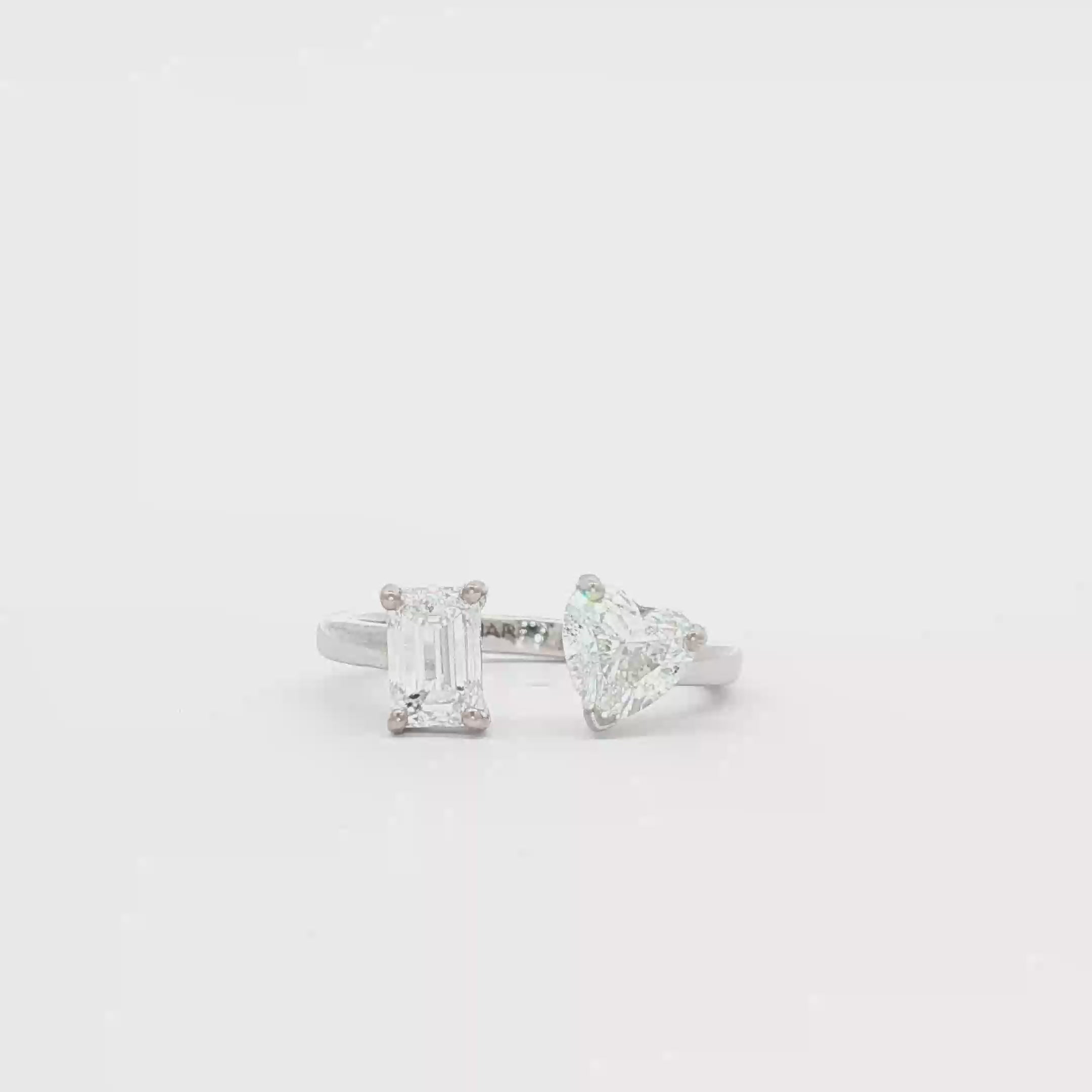 Emerald x Heart  Toi et Moi Ring