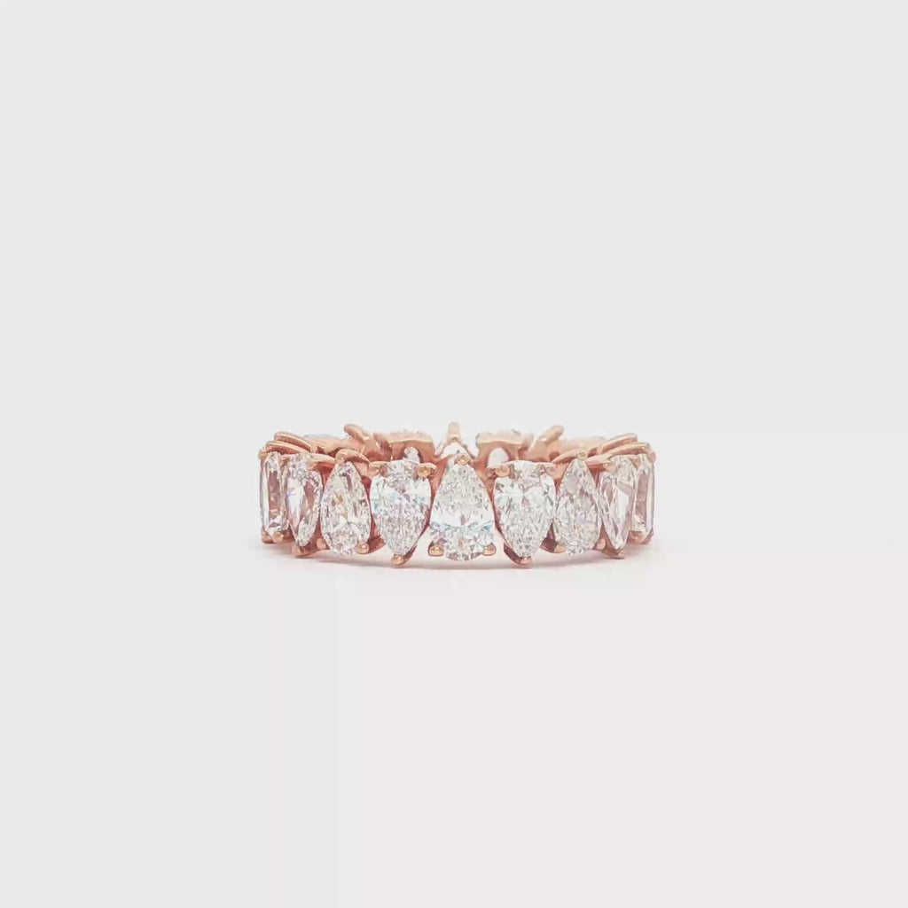30pts Pear Up and Down Wedding Band