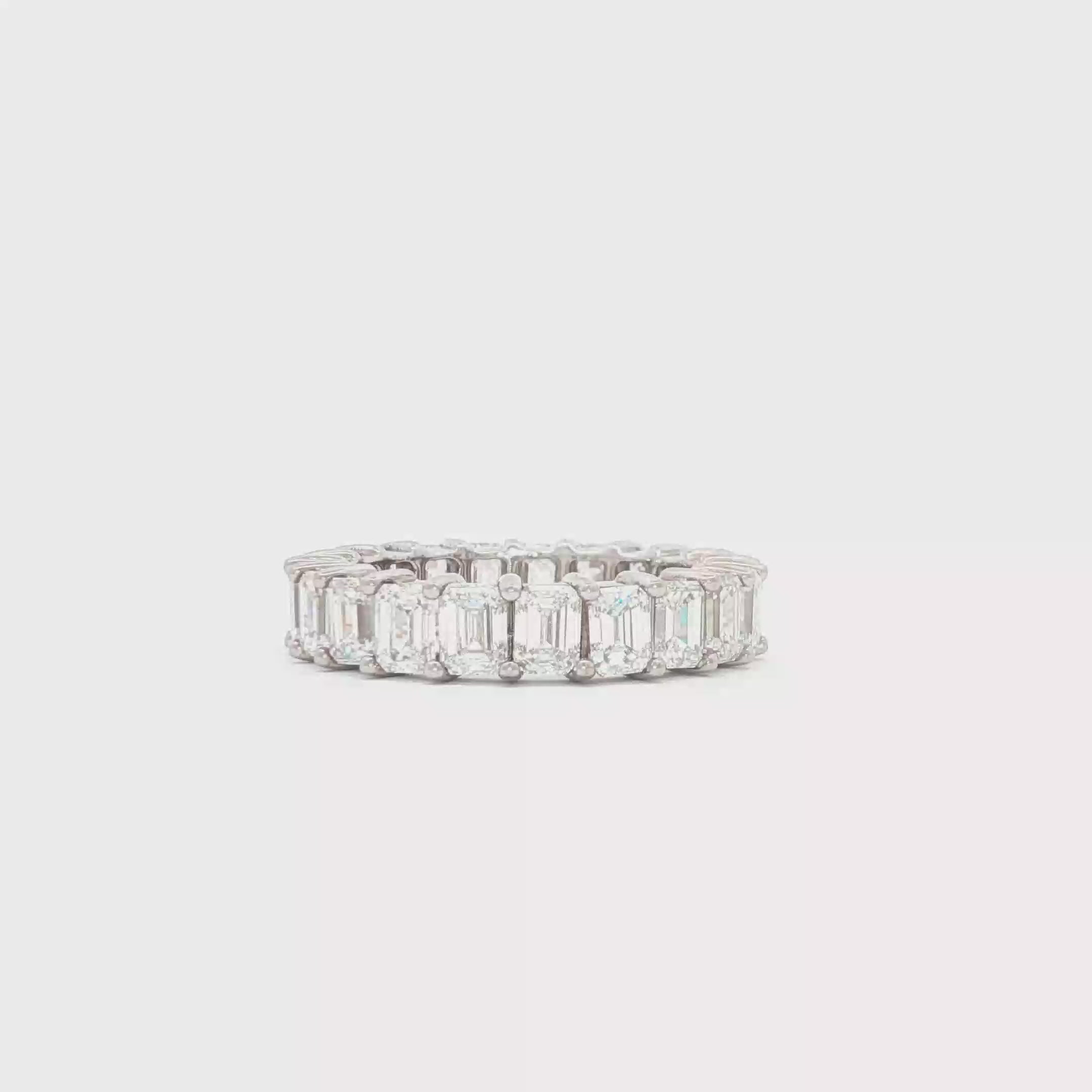 20pts Oval  Wedding Band