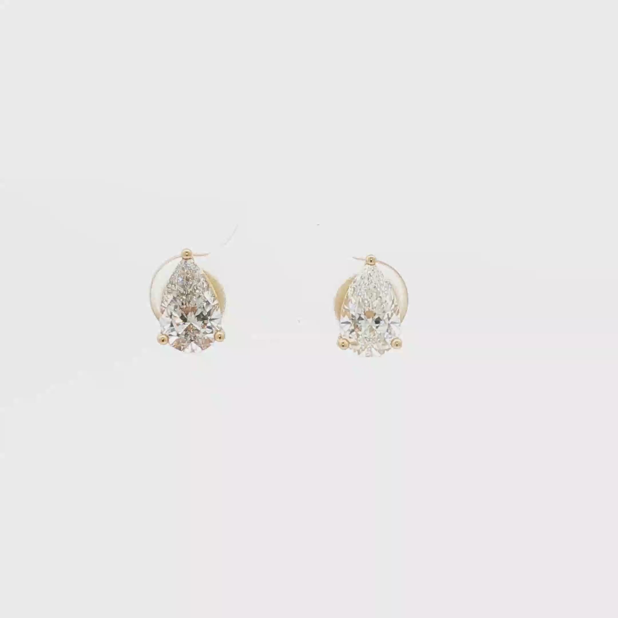1ct Pear Studs